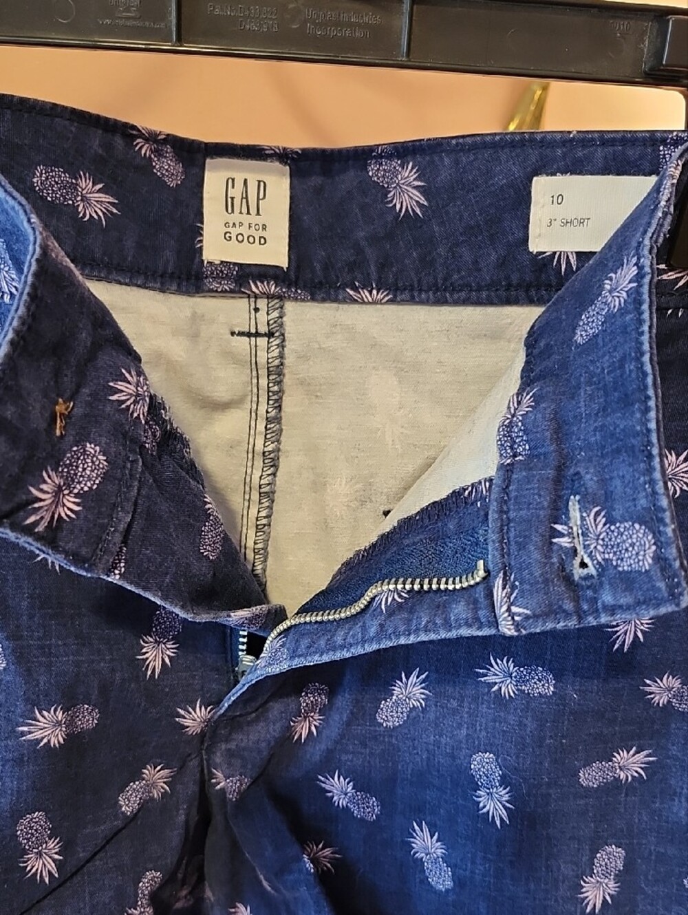 Gap Pineapple Print Navy Shorts - Picture 4 of 4